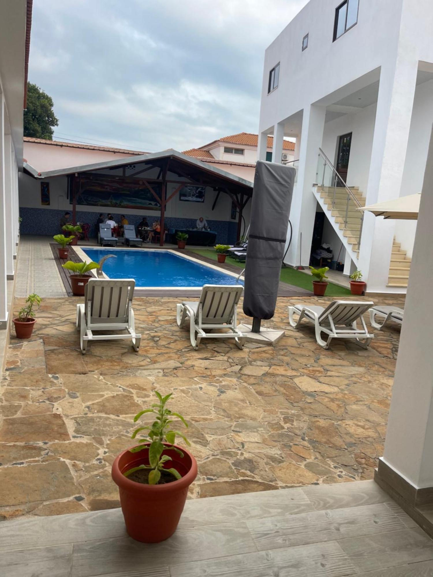 Hotel Kenito Sao Tome Exteriör bild