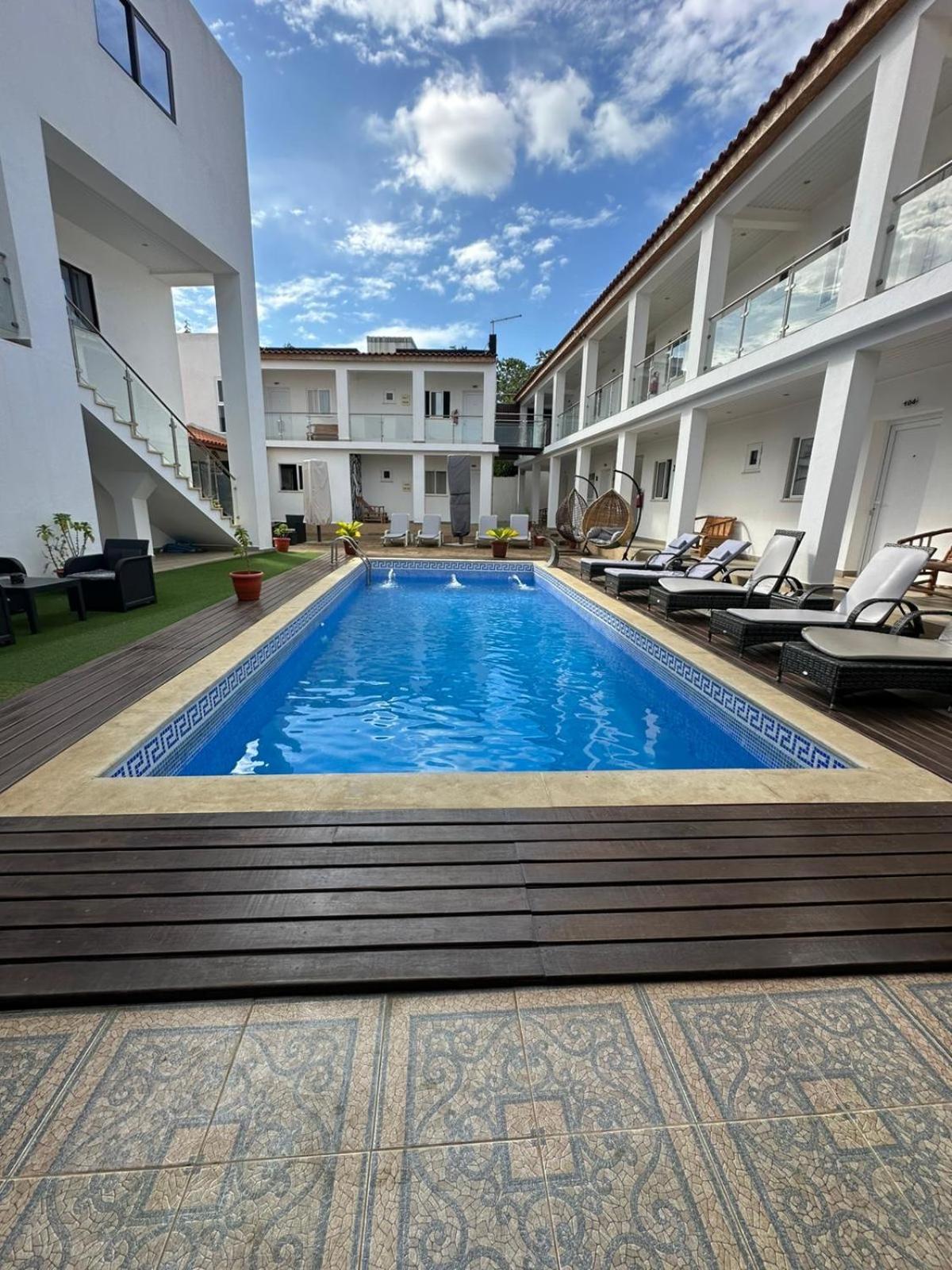Hotel Kenito Sao Tome Exteriör bild